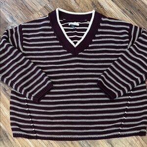 American Eagle Outfitters Maroon and White V-Neck Sweater size XS